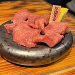 Yakiniku Taishuusakaba Shin Nikuyakiya - 