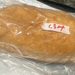 ビストロ アン ファミーユ - 自家製パン（くるみ）テイクアウト