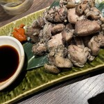 もつ鍋と馬刺し 個室居酒屋 九州小町 - 薩摩赤鶏炭火焼