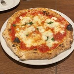 TRATTORIA E PIZZERIA L'INCANTO - 