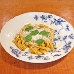 ラ スフォリーナ - パスタランチ 1300円 のブッシァーテ トラパネーゼソース