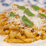 ラ スフォリーナ - パスタランチ 1300円 のブッシァーテ トラパネーゼソース