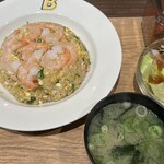 Shokudo Shinoda Bsaku - エビチャーハン（味噌汁付き）＋野菜サラダ