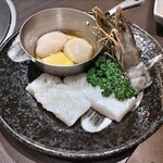 焼肉 わがんせ - 海鮮盛合せ！(烏賊､海老､帆立バター)
