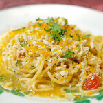 ラ スフォリーナ - パスタランチ 1300円 のからすみをかけた コルドネッティ