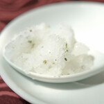 ラ スフォリーナ - パスタランチ 1300円 のローズマリーのグラニテ