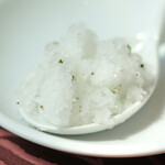 ラ スフォリーナ - パスタランチ 1300円 のローズマリーのグラニテ