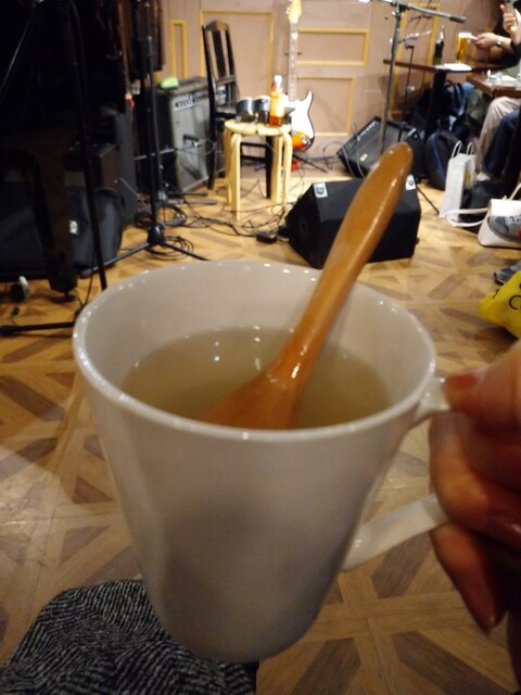 Cafe &amp; Livespot FJ's photo 2