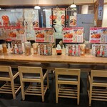 讃岐うどん 伊吹や製麺 - 店内(テーブル席1