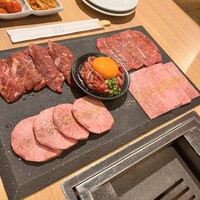 焼肉 黒田 - 