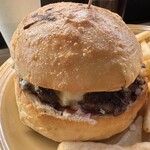 Wagyu Burger - スリーチーズバーガー
