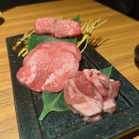 中目黒焼肉 登牛門 - 