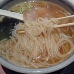 Touten Kaku - ラ・うーめん_800円　麺アップ