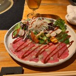 肉料理とワイン YUZAN - 炙り和牛肉のカルパッチョ遊山風