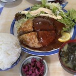 文福飯店 - ハンバーグ定食¥1,300