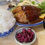 文福飯店 - ご飯はいくじなし(300g)で注文したが、いくじなしの大盛りで到着！
