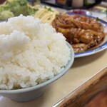 文福飯店 - いくじなし(300g)を注文したが、原型を留めぬ盛り加減です！