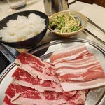 焼肉専科いで - 