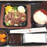 オ肉ヤ - 牛サーロインステーキ定食　100ｇ　1,640円