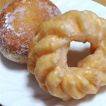 かもDONUT  - さつまいもクリーム【150円】＆フレンチクルーラ【130円】