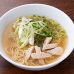 ■鶏塩ラーメン