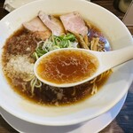 麺屋 誠 - 【醤油（こってり）＝スープ】