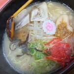 北南東礼西 - にんにくラーメン