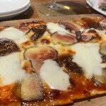 GONZA - イチジクのピザ