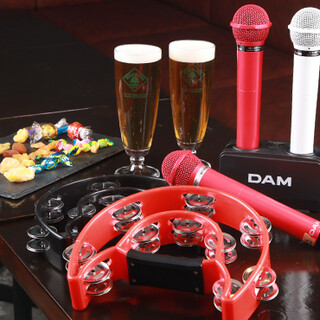 Equipped with the latest Karaoke equipment! Let's all sing together and have a fulfilling time