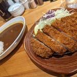 とんかつ檍のカレー屋 いっぺこっぺ - 