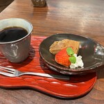 Amaminoshimaryouriarahobanaandoserina - 島野菜定食のデザート