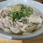 jikaseisanukiudontonikushimbashijinza - 肉かけ温700円