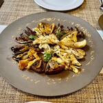 E.Bu.Ri.Ko - 本日のキノコの一皿。13種類のキノコが一皿に集結！