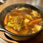 濱放者 - ★ビーフシチュー
      もつ鍋にしようか悩んだけど...家でもつ鍋やったばかりなので路線変更！
      オーダーして正解♪
      激ウマ♡