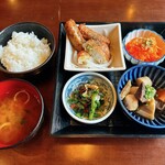 牛タンと日本酒 まつ田屋 - 日替わりおばんざい御膳