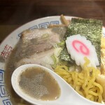 大井町 立食い中華蕎麦 いりこ屋 - 