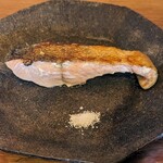 Seminare 輕井澤 - 皮パリ鮭は中標津の神経絞めだっけな。そしてこの塩を残す事なかれ。ご飯にふりかけて下さい。