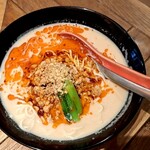 Tantanmen wasabi - 担々麺もキレイ