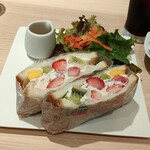 カフェ コムサ - 