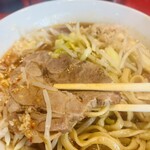 ラーメン二郎 - 大きくて美しい美味しい豚