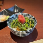 酒肴場 屯 - とろみのある野沢菜漬けに明太子
