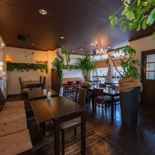 세련되고 아늑한 공간은 여성 모임, 엄마 친구 모임, 각종 연회에 최적입니다.