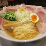 醤油らーめん ピース - 