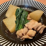 庭 - 「とりと大根煮」308円也。税込。