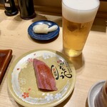 Kaitenzushi Ginza Onodera - 中トロと生ビール