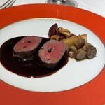 シェ・イノ - 相方は鹿だっけ？