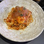 鉄板焼き Italian Dining Bar HOMURA - 海老のアラビアータトマトソース　スパゲッティーニ