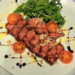 Beef skirt tagliata