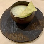 キュイエット - グリーンピースのスープに