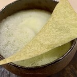 キュイエット - 泡もグリーンピース